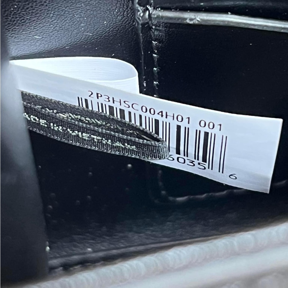 💰SOLD - Marc Jacobs The St. Marc Mini Top Handle - Picture 12 of 15